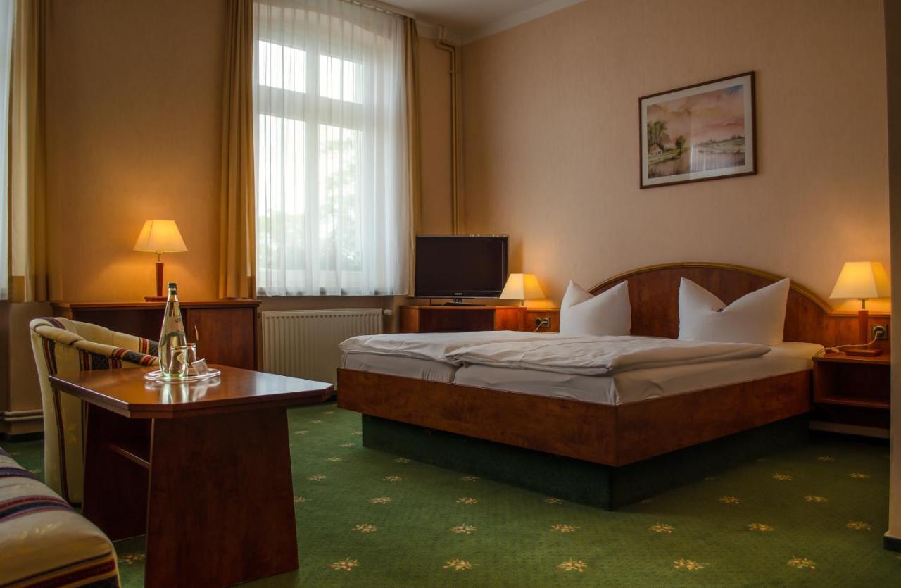 Hotel Meereswelle - Anno 1875 ゼーバート・ヘリングスドルフ エクステリア 写真
