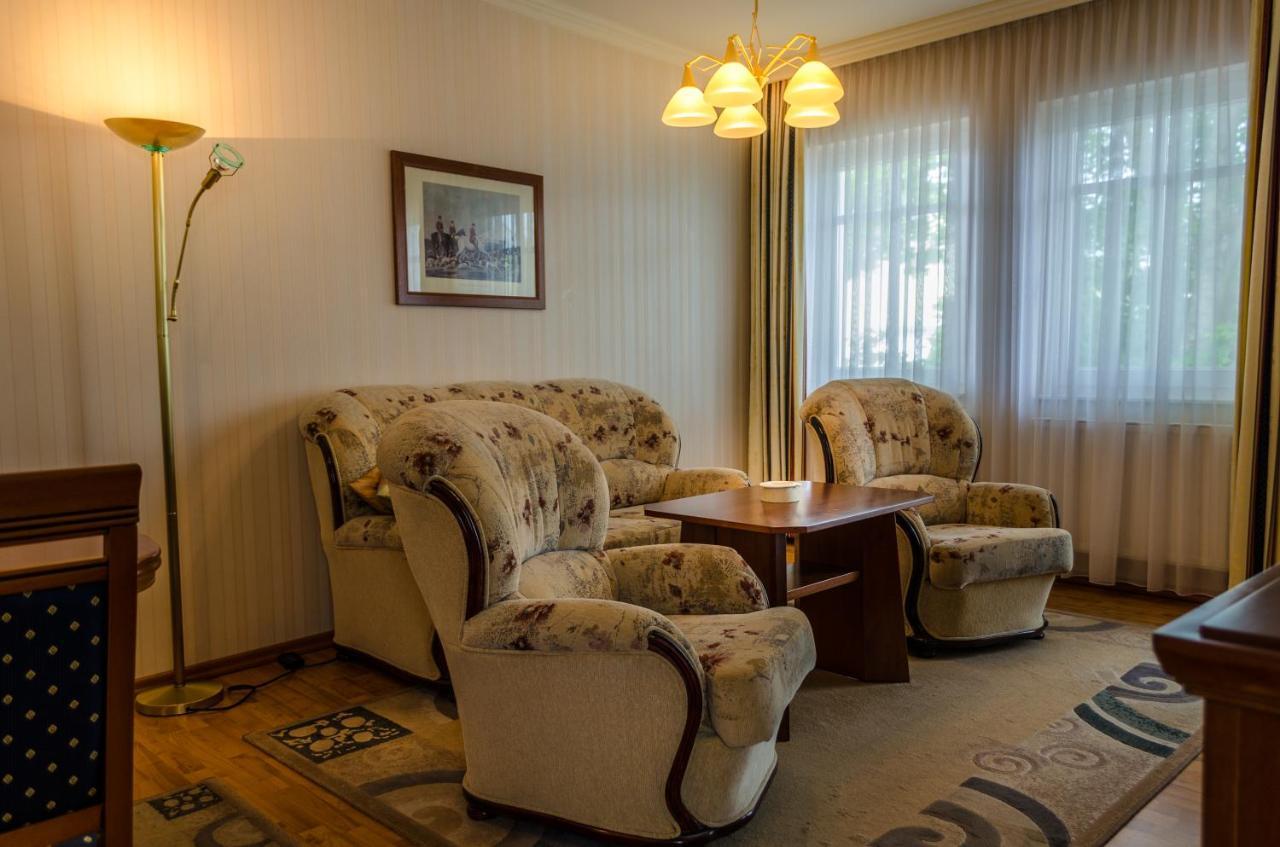 Hotel Meereswelle - Anno 1875 ゼーバート・ヘリングスドルフ エクステリア 写真