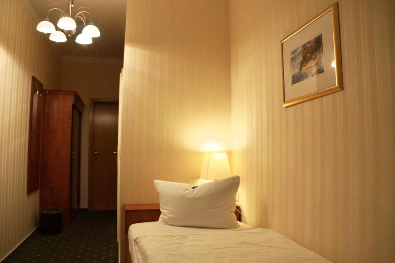 Hotel Meereswelle - Anno 1875 ゼーバート・ヘリングスドルフ エクステリア 写真