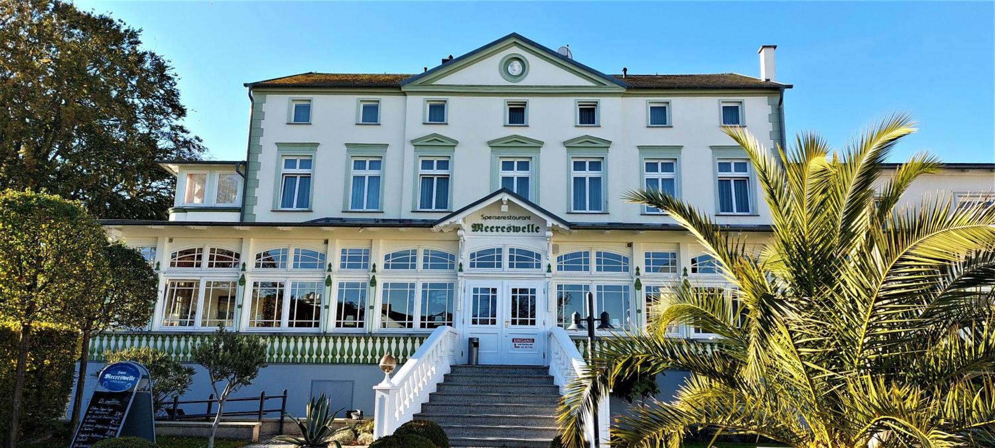 Hotel Meereswelle - Anno 1875 ゼーバート・ヘリングスドルフ エクステリア 写真